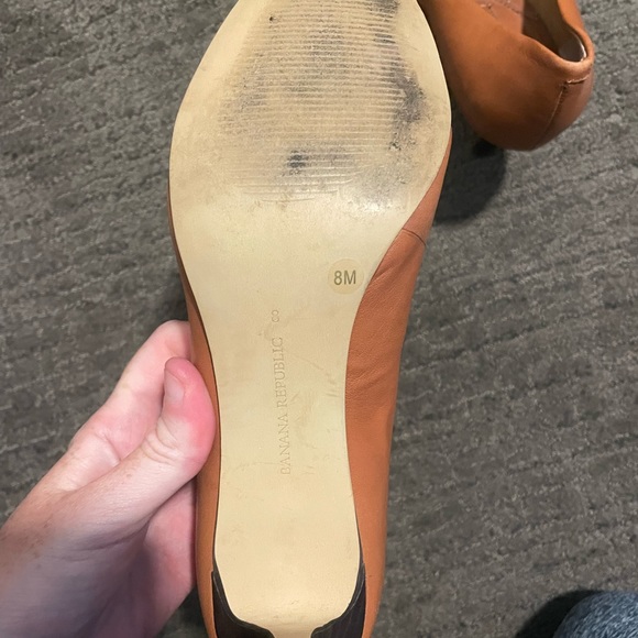 Banana republic Brown Leather Heels - Picture 2 of 7